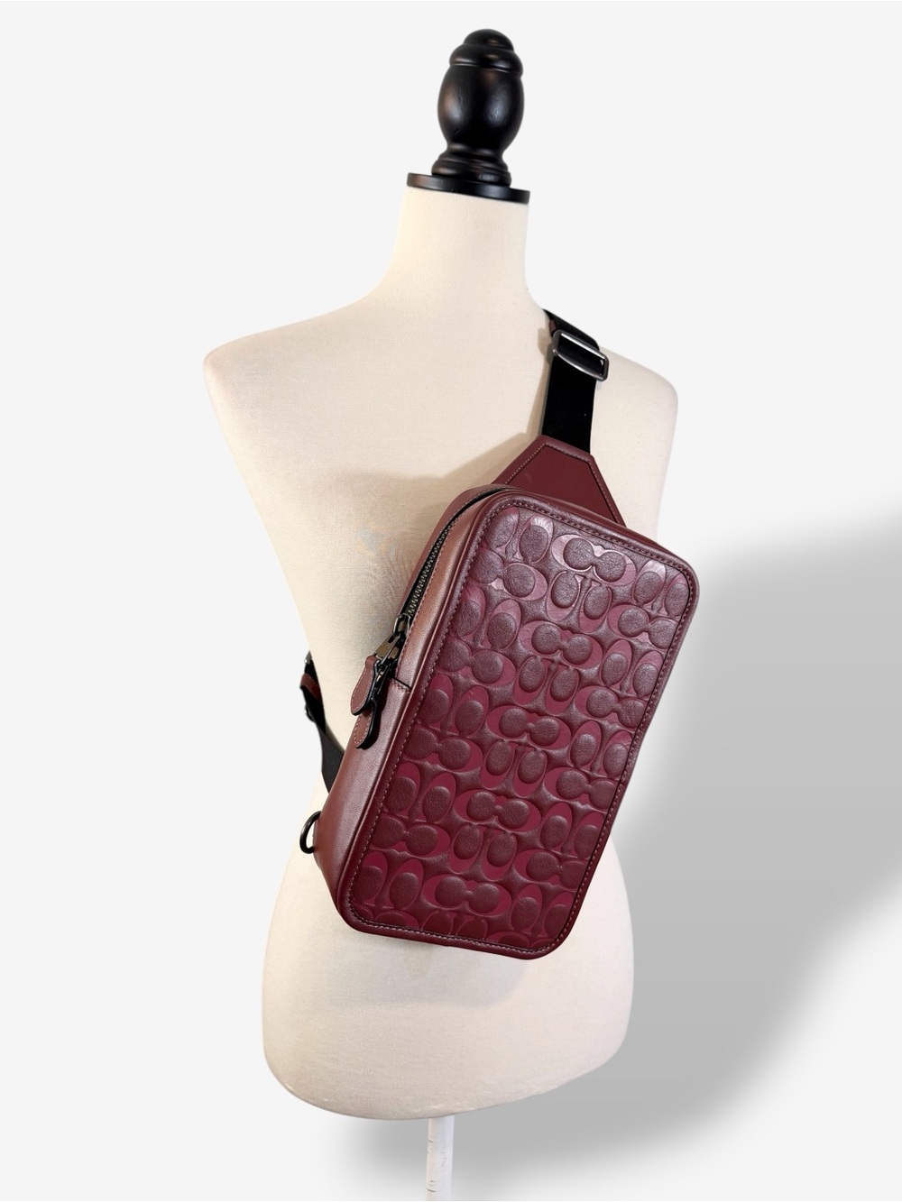 Coach Sullivan Pack Signature Leather Wine Burgundy Sling Crossbody Men’s
